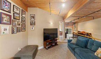 1 Tupperware Dr 326, North Smithfield, RI 02896