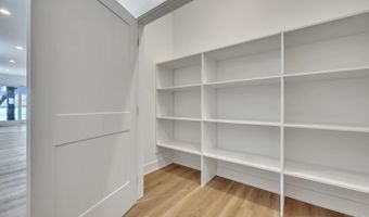 2707 1st St, Arnolds Park, IA 51331