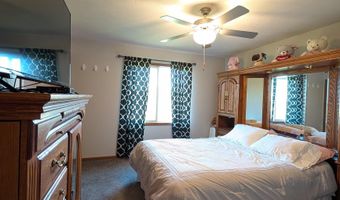 2496 Rock Creek Rd, Bee, NE 68314