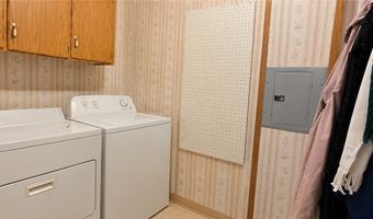 56 Belmont Dr, Akron, NY 14001