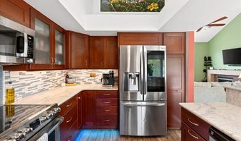 1848 Ridgeview Circle Dr, Ballwin, MO 63021