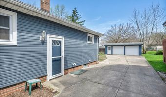 1337 Broadway Ave, Bedford, OH 44146
