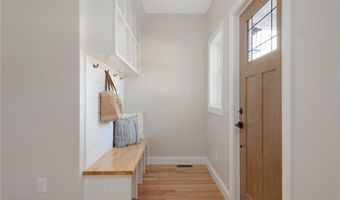 66 Fraser St, East Providence, RI 02914