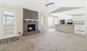 6735 Marlborough Cir S, Atlanta, GA 30349