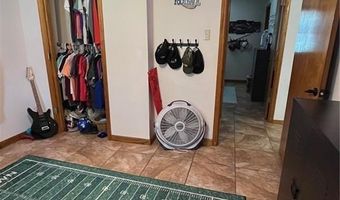806 SE Avenue 8 Ave, Atkins, AR 72823