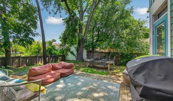 303 SE B St, Bentonville, AR 72712