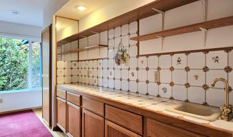 614 HASSETT St, Brookings, OR 97415