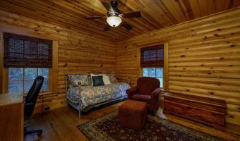 740 Log Cabin Rd, Arapahoe, NC 28510