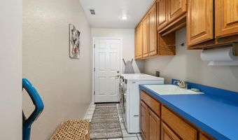 10913 Treeside Ln, Escondido, CA 92026