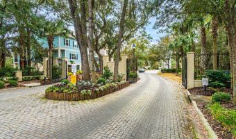 101 Sandcastle Ct, Hilton Head Island, SC 29928