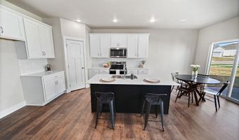 4203 5th Ave SW, Altoona, IA 50009