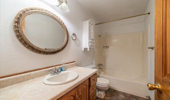 1135 1ST St NE, Bandon, OR 97411