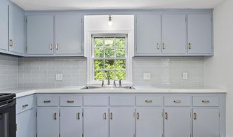 12 Bohanon Bridge Rd, Brookline, NH 03033