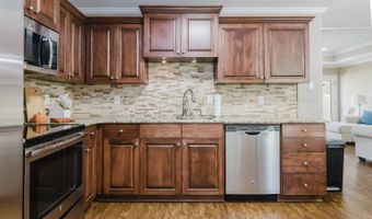 5861 Bauxite Cutoff Rd, Bauxite, AR 72011