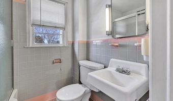 3850 Old Town Rd, Bridgeport, CT 06606