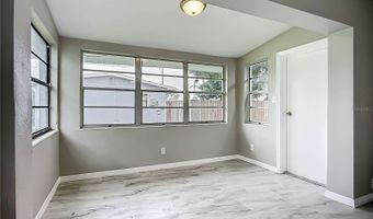 6228 Florida Cir W, Apollo Beach, FL 33572