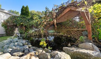 784 Victory Hwy, North Smithfield, RI 02896