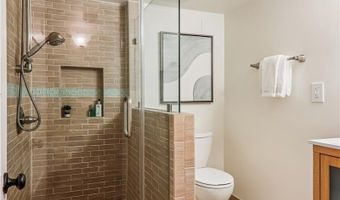 941 N MCKINLEY Rd, Arlington, VA 22205