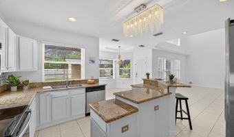 7711 Nottinghill Sky Dr, Apollo Beach, FL 33572