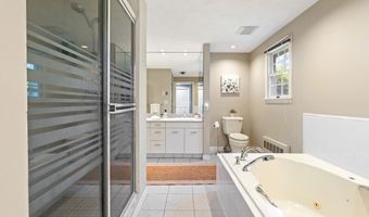 3 Hickory Ln, Andover, MA 01810