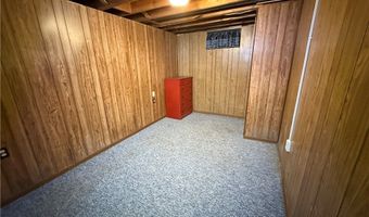 2493 Frostwood Dr, Austintown, OH 44515