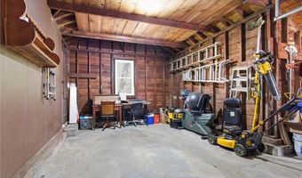 4 Angela Ct, North Providence, RI 02904