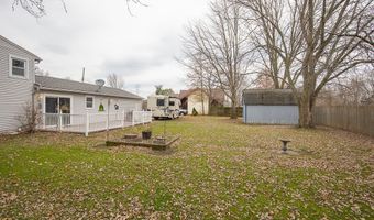 110 Habant Dr, Amherst, OH 44001