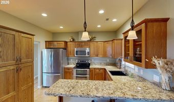 7200 VISTA RIDGE Dr, Brookings, OR 97415