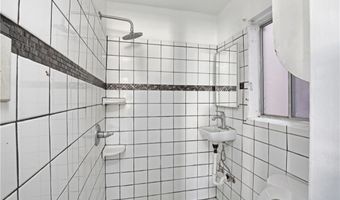 8949 Atlantic Ave, South Gate, CA 90280