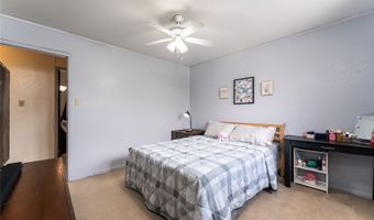98-1386 C Hinu Pl 46, Pearl City, HI 96782