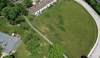 4 DEERFIELD Ct, Bordentown, NJ 08505