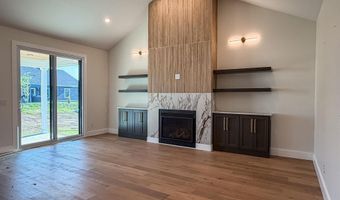 831 Spyglass Hill Dr, Bedford, IN 47421