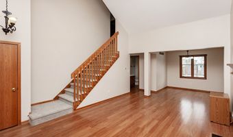 3814 Brookdale Ave, Ames, IA 50010