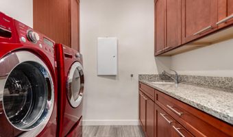 6525 E CAVE CREEK Rd 3, Cave Creek, AZ 85331