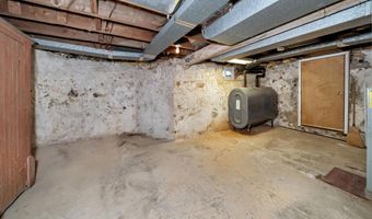 1101 YORKLYN Rd, Hockessin, DE 19707