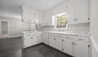 8405 Bells Lake Rd, Apex, NC 27539