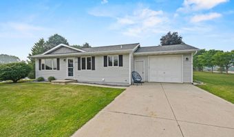 405 W GREENFIELD Ave, Algoma, WI 54201