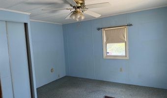 16 Autumn Dr, Belmont, NH 03220