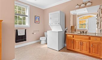 51 Reservoir Rd, Cumberland, RI 02864