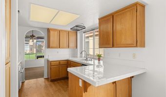 19598 Rolling Grn, Apple Valley, CA 92308