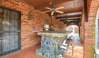 302 SCHLIEF Dr, Belle Chasse, LA 70037