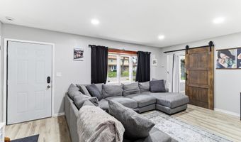 510 SW Franklin Dr, Ankeny, IA 50023