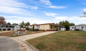 8 Mary Ct, Barnegat, NJ 08005