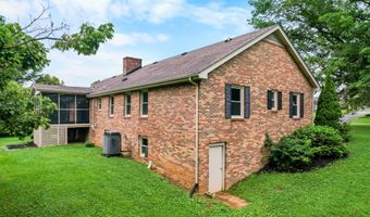19452 Pleasant View Dr, Abingdon, VA 24211