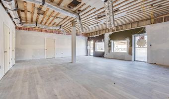 560 W Main St, Abingdon, VA 24210