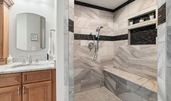 102 Sylvan Lake Blvd, Bayville, NJ 08721