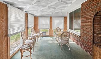 5112 Humbert Rd, Alton, IL 62002