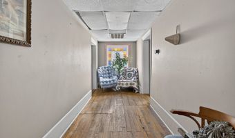 302 SW Front St, Abingdon, VA 24210