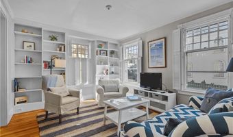48 Church St, Newport, RI 02840