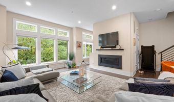 5307 MERRIAM St, Bethesda, MD 20814